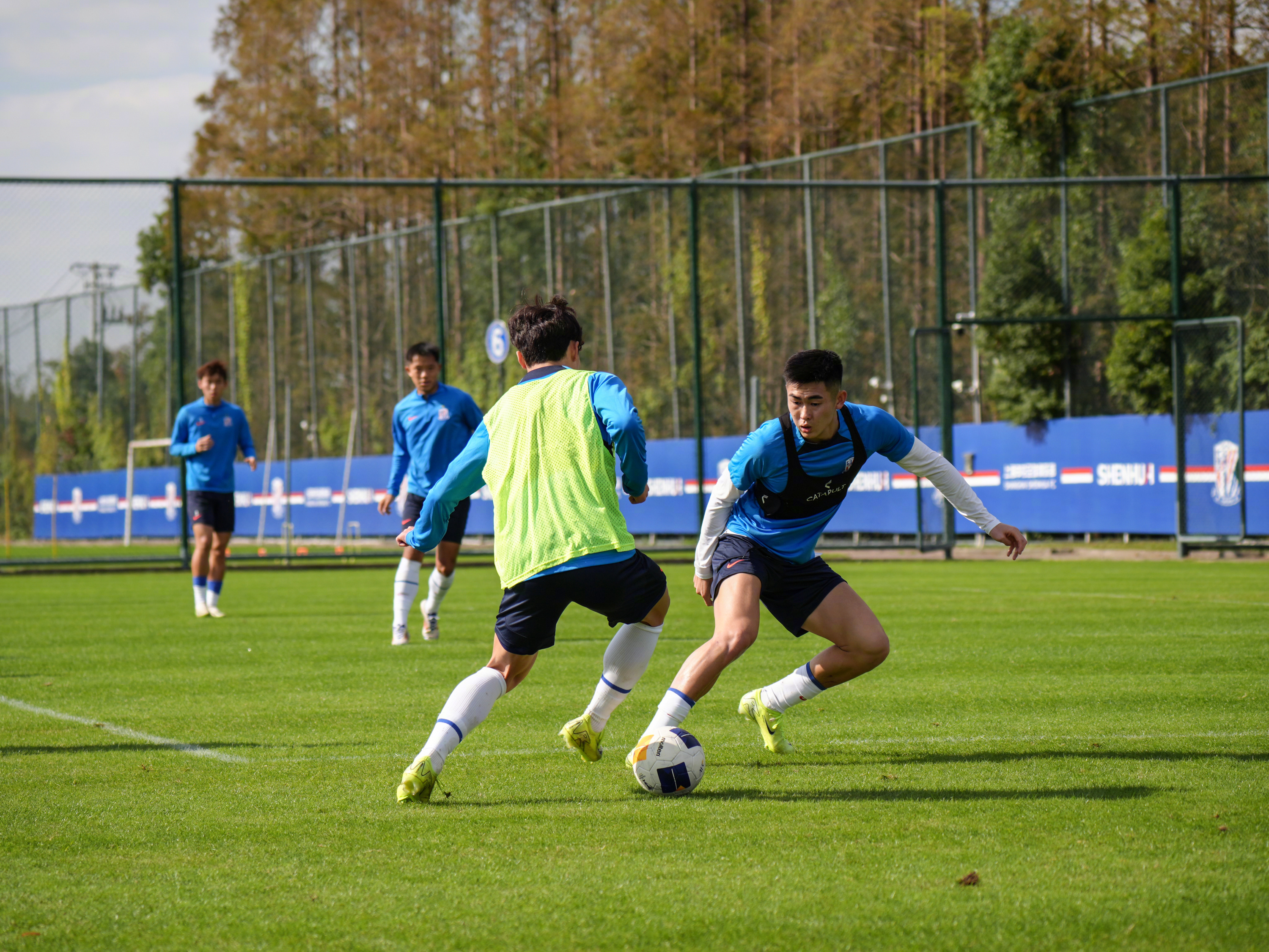 九游体育平台-关于关键时刻上海申花备战CBA季后赛，止住颓势细节曝光，赛场秩序良好，数据趋势出现新变化的信息